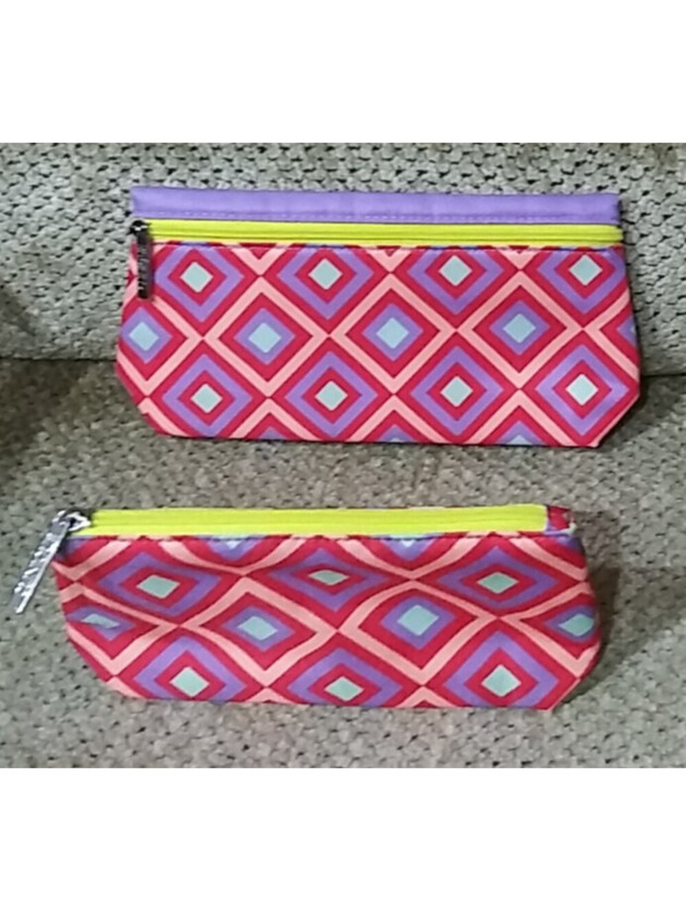 Clinique 2-Piece Women's Cosmetic Bag Set Purple Pink Geometric Design